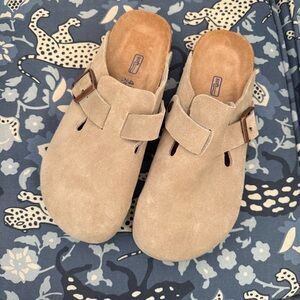 Birkenstock Boston Taupe Suede mule clog